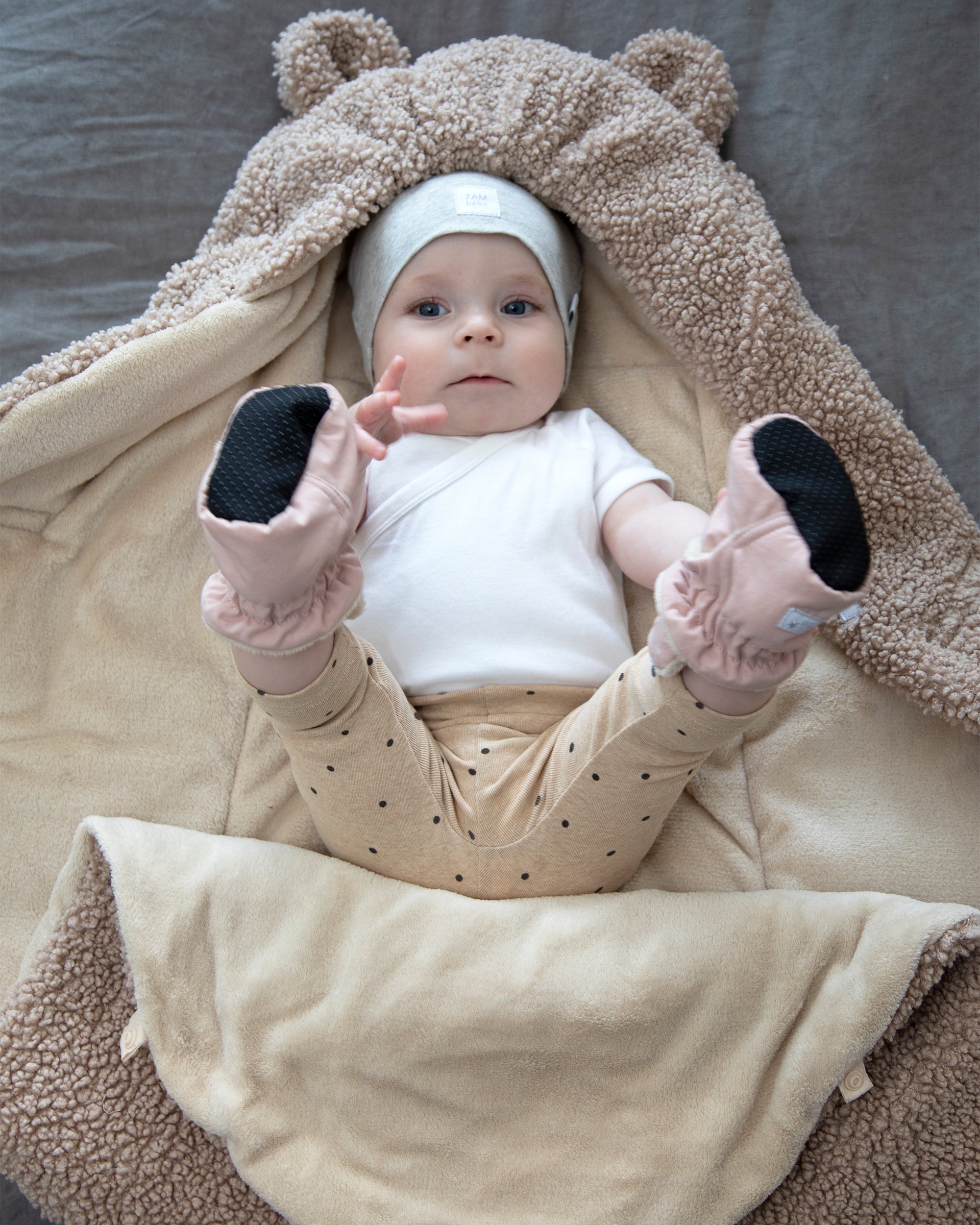 Newborn store girl slippers